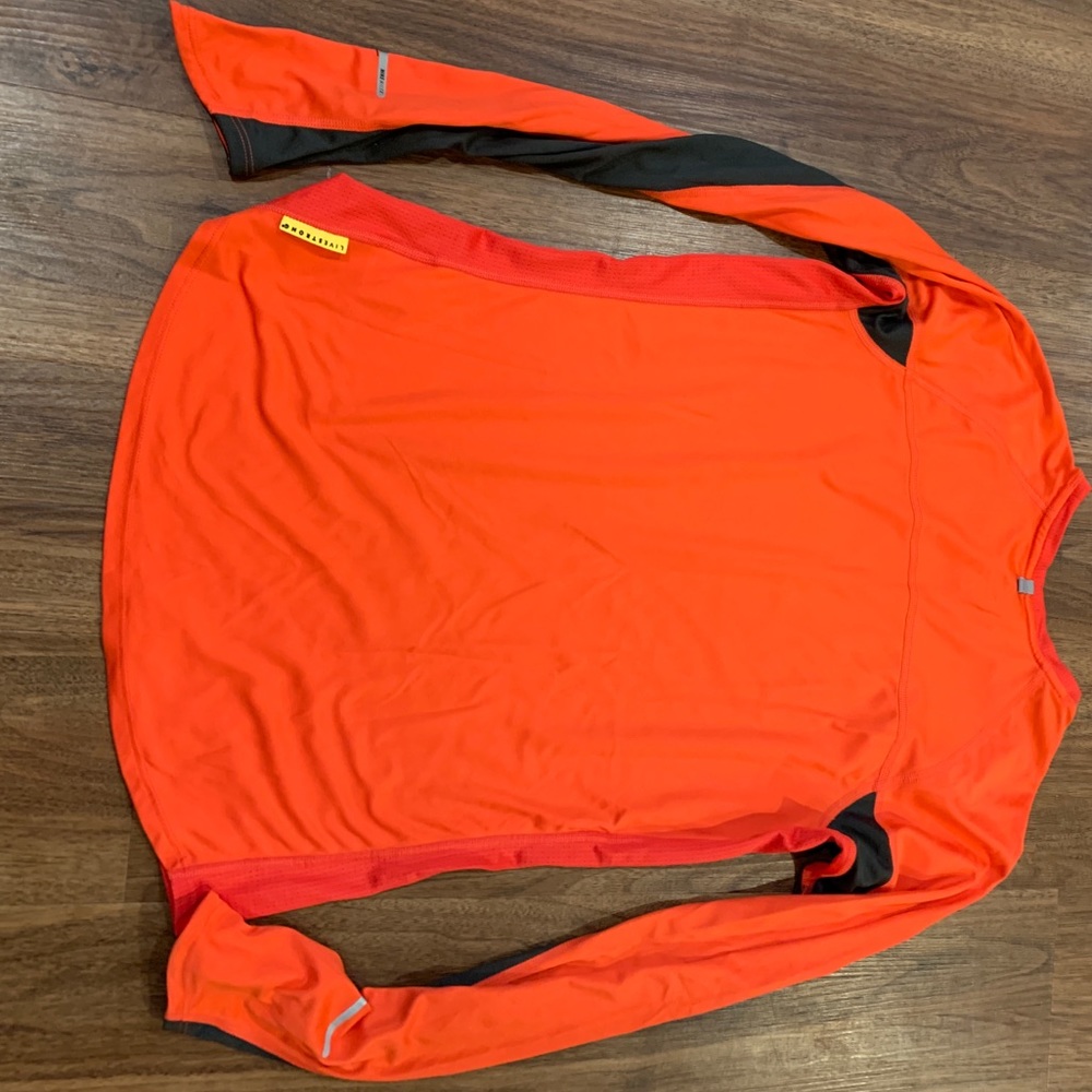 Nike Livestrong Long Sleeve Top - Picture 4 of 5
